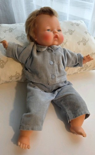Tiny thumbelina vintage 1960 - tiny, 1960's