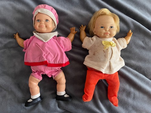 Two vintage thumbelina - two,